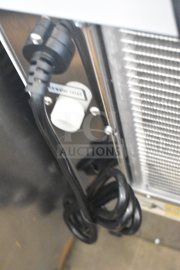 BRAND NEW Avantco 194MCF430A ice machine, 397 lb capacity, 115 volts, 1 phase, modular design. Water inlet visible.