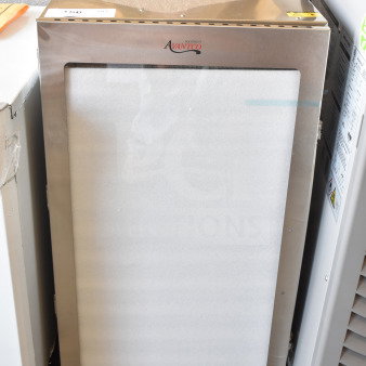 Brand new Avantco 177LT93 24 tray stainless steel food dehydrator with glass door. Scratch and dent condition. 120 Volts.