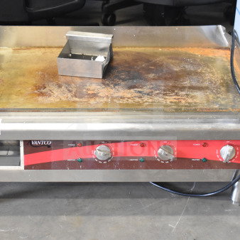 Avantco 177EG30N 30" electric countertop griddle in used condition, with visible dials and drip tray. 208/240 volts, 1 phase.