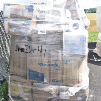 Pallet of 32 assorted scratch and dent items, including lids, towel rolls, containers, and butcher paper.