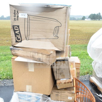 22 new scratch and dent items, including Glad 20-gallon step trash cans and cup dispensers, displayed on pallets.