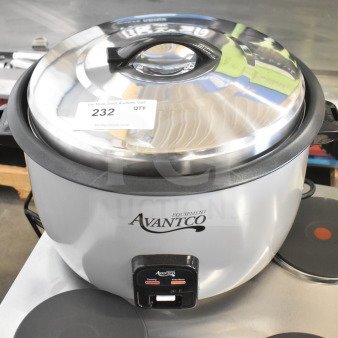Avantco RCB90 electric rice cooker, 90 cup capacity, 240 volts, new condition, stainless steel with minor scratches, model 177RCB90.