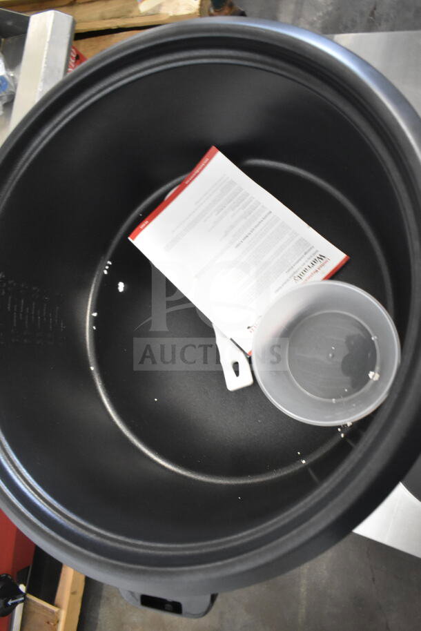Avantco RCB90 90 Cup Electric Rice Cooker/Warmer, new scratch and dent, 240 volts, includes manual and measuring cup.