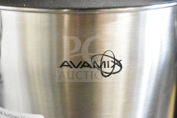 AvaMix 928BX1GJAR 1-gallon stainless steel blender jar, new with minor scratches and dents, branded logo visible.