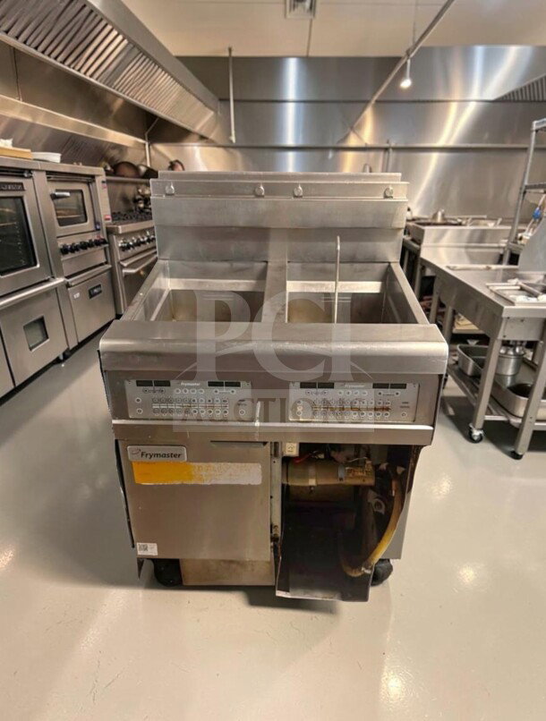 Frymaster FPGL230CA-NG OCF30™ 2-vat natural gas fryer, immaculate condition, 60 lb capacity, ENERGY STAR®, fully tested.