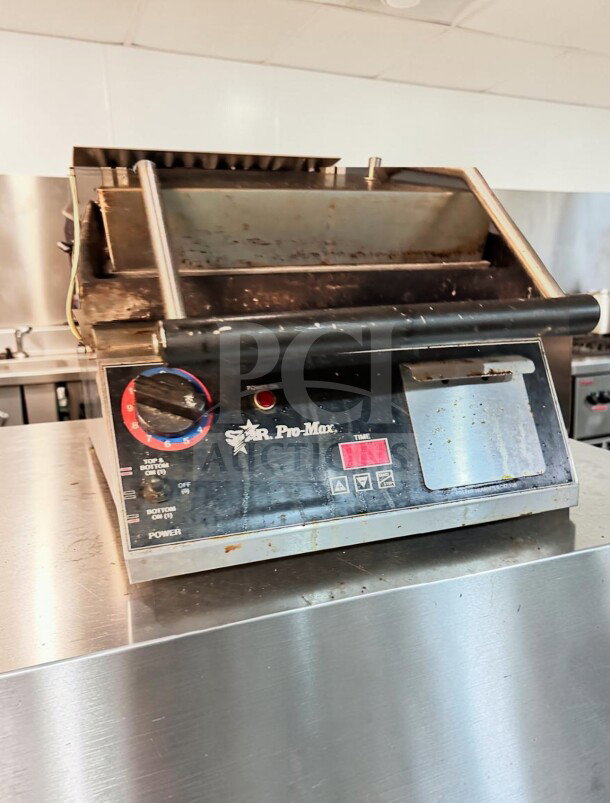 Star Pro-Max 14" Panini Grill, two-sided, commercial sandwich press, UL & NSF certified, tested, operational, superb condition.