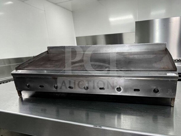 Jade Range 60" thermostatic gas griddle in exceptional condition, heavy-duty commercial flat top, natural gas, fully tested.