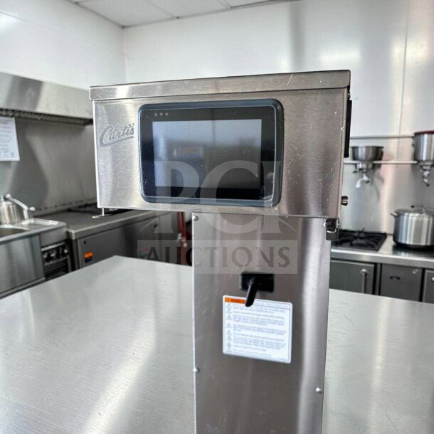 Immaculate Wilbur Curtis G4TB Tea Brewer, 3-5 gal capacity, 120V, digital control, like-new condition, commercial-grade.