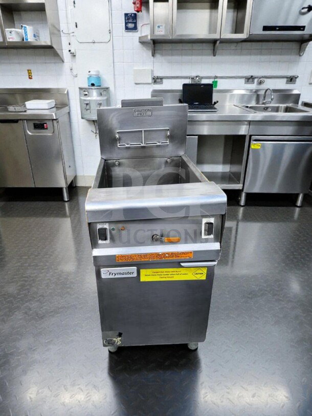 Frymaster GWCSC commercial gas pasta cooker, 15-gallon, natural gas, 80,000 BTU, NSF/CSA certified, excellent condition.