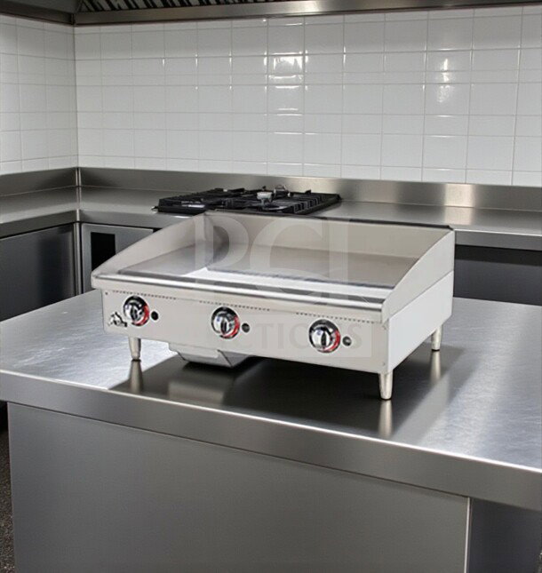 Star 536TGF Electric Griddle, 36" countertop, thermostatic controls, 1" steel plate, superb condition, 208-240V, cULus/UL Classified.