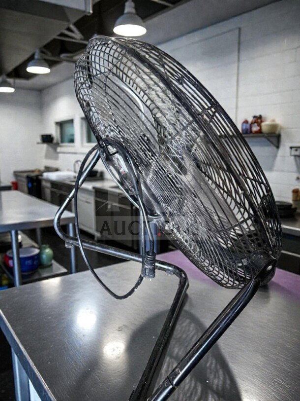 18" high-velocity floor fan with black metal frame, model DF18/PSC-600B. Fully inspected, UL listed, 120V, excellent condition.