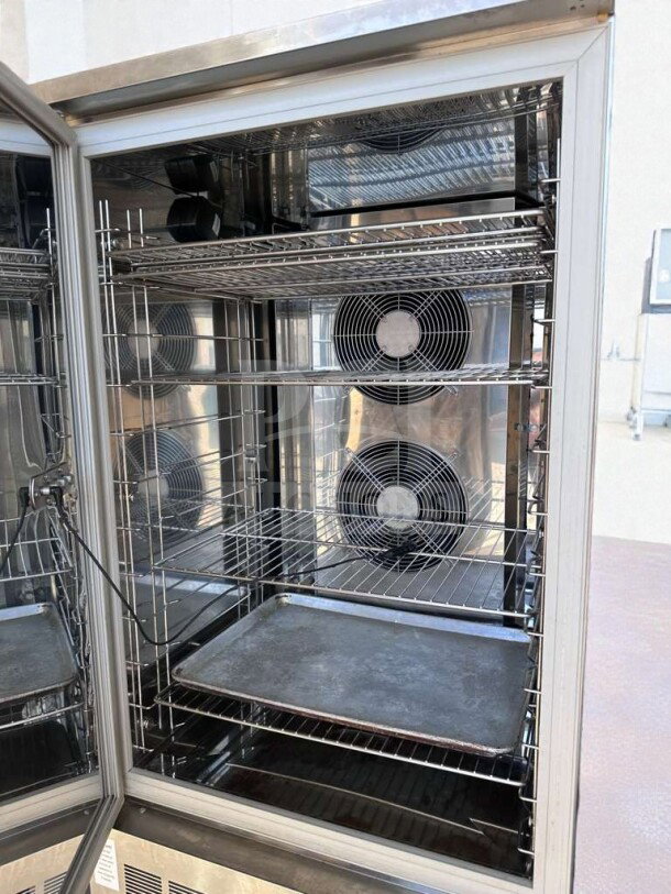 American Panel HurriChill Blast Chiller/Freezer, stainless steel interior, touchscreen, fully operational, premium condition.