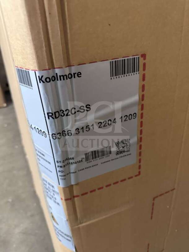 KoolMore RD32C-SS 32" curved glass refrigerated display case in brand new condition, stainless steel, ETL listed.