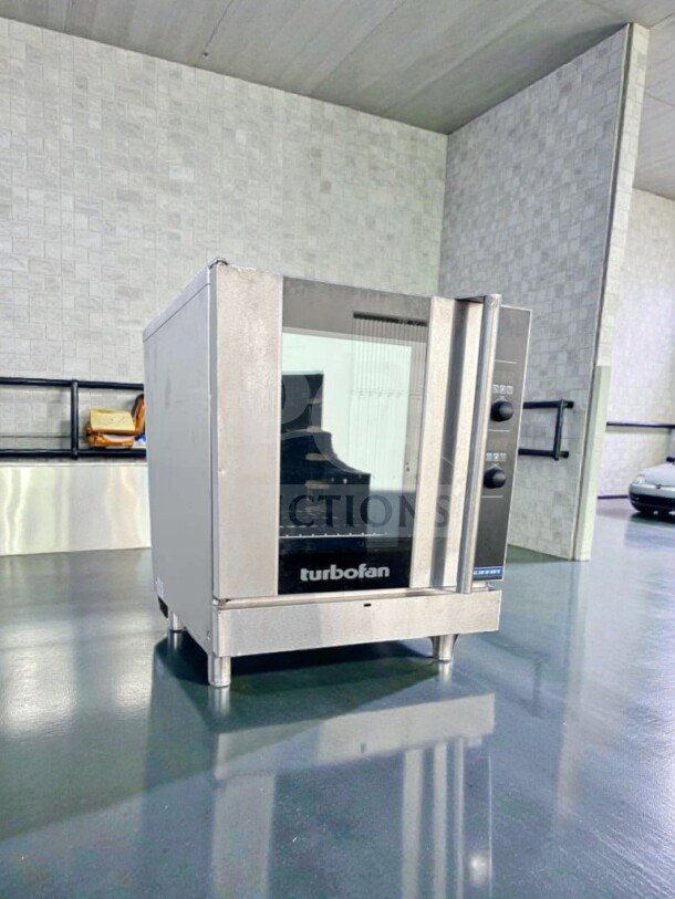 Moffat Limited Turbofan G32D5-1 gas convection oven, outstanding condition, NSF & ETL listed, fully operational.