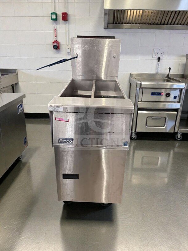 Pitco SG14T gas fryer, 40 lb capacity, stainless steel, top-tier condition, NSF & ETL listed, fully tested, operational.