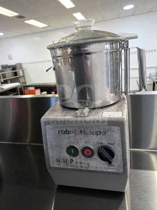 Robot Coupe R602 food processor, stainless steel, premium condition. UL & NSF listed, fully tested, commercial-grade.
