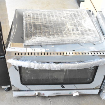 Brand new KoolMore KM-CTCO-15 countertop convection oven, 2024 model, 23-inch, 1600W, includes 4 racks, half-size pan capacity.