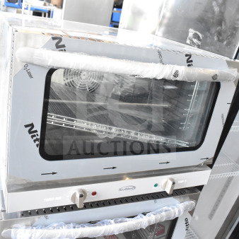 BRAND NEW KoolMore KM-CTCO-15, 23" countertop convection oven. Features 4 racks, 1600W power, minor scratches on surface.