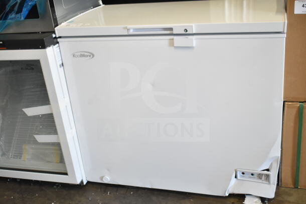 Brand new KoolMore SCF-7C 37 in. commercial chest freezer, 7 cu ft., with minor dents. 115 volts, 1 phase.