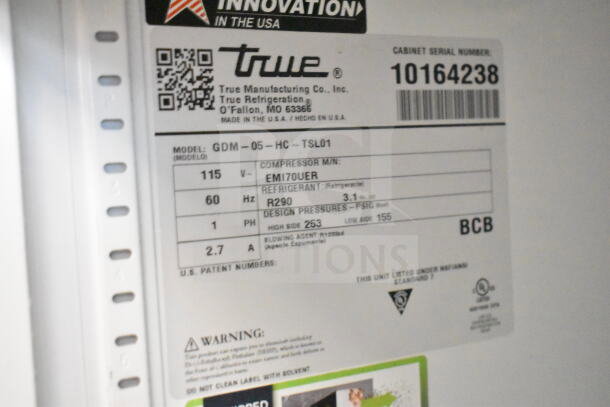 2021 True GDM-05-HC Mini Cooler Merchandiser label, model GDM-05-HC, 115V, 1 Phase, refrigerant R290, serial 10164238.
