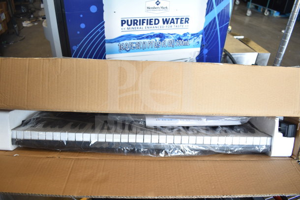 Rock Jam RJ640 61 Key Keyboard in original box, excellent condition, includes packaging materials.