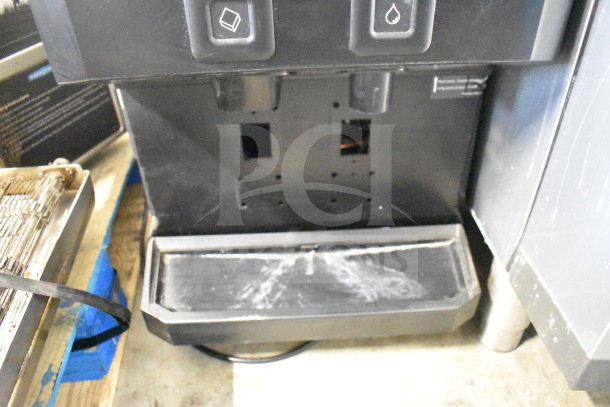Scotsman HID207ABX-1A Meridian Ice Machine, push button dispensing, 7 lb bin, 196 lb/24hr, 115V, 1 Phase, used.