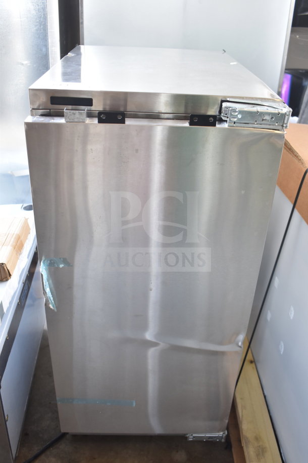 KoolMore KM-BIM57-PR 15" ice maker, panel ready, 115V, new with dents, 57 lbs/24hr capacity, commercial-grade.