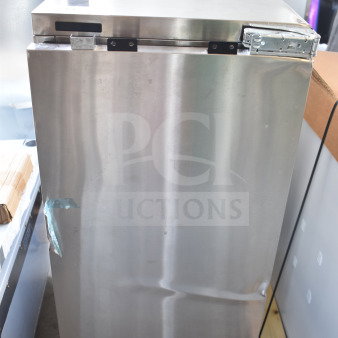 KoolMore KM-BIM57-PR 15" ice maker, panel ready, 115V, new with dents, 57 lbs/24hr capacity, commercial-grade.
