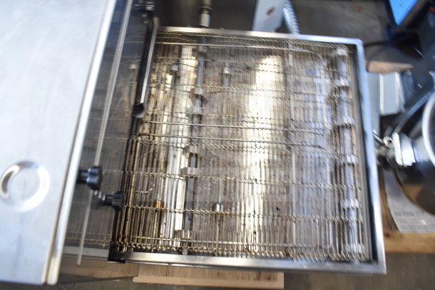 BRAND NEW CPG 351ICOED Conveyor Oven, scratch and dent, countertop impinger, electric, 240V, 1 phase, visible wire conveyor.
