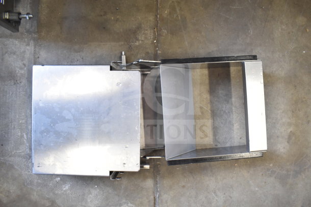 LIKE NEW! 2026 Perfect Fry PFA730 Commercial Ventless Countertop Deep Fryer; stainless steel, 240V, 1 Phase.