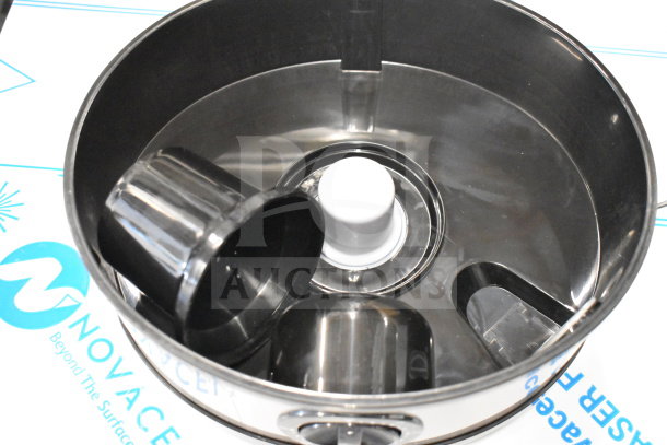 BRAND NEW Aroma AFS-188 5 Quart Food Steamer, 120V, 1 Phase. Slight scratch and dent visible.