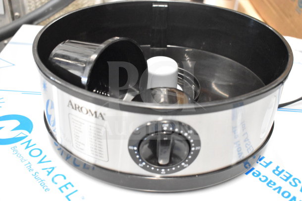 Aroma AFS-188 5 Quart Food Steamer, 120V, new with minor scratches, visible timer dial, stainless finish.