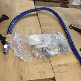 Brand new Dormont 1650KIT48 gas connector kit with 48" SnapFast® connector, two elbows, and restraining cable. Scratch and dent condition.