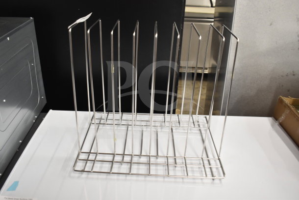 BRAND NEW Pitco® B4511001 Rack in stainless steel. Minor scratches; suitable for suitcase support. Model 614B4511001.