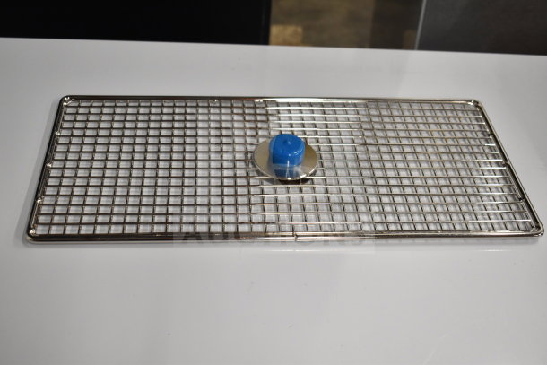 Brand new Pitco® B6664303 filter support with minor dents, metal grid design, blue center knob, ideal for filtration support.