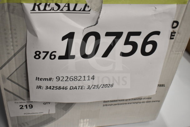Box for a new Vollrath Wear-Ever Vegetable and Pasta Cooker Set. Item #922682114. Some external wear visible.
