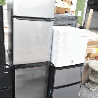 Four mini coolers including Galanz, Sanyo, and EdgeStar models, 120 volts, featuring varied designs and conditions.