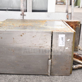 Commercial gas-powered deep fat fryer in used condition with visible rust and residue. Auction tag marked "287713 QTY."