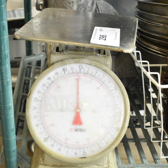 Winco SCLH-2 countertop scale, vintage design, visible wear, clear dial, sturdy metal platform, auction tags attached.