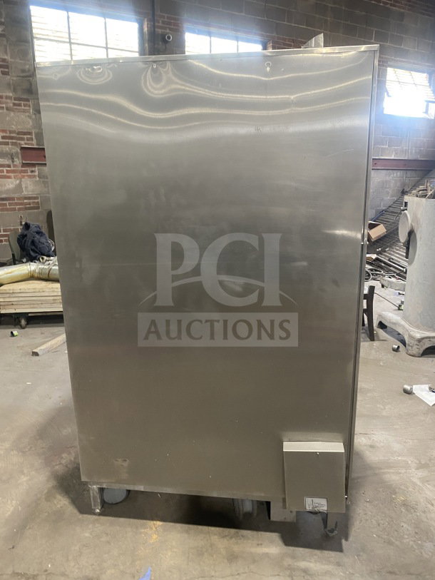Rational SCC202 electric combi oven, stainless steel, full-size, with wired rack, on casters, 208V, 3-phase.