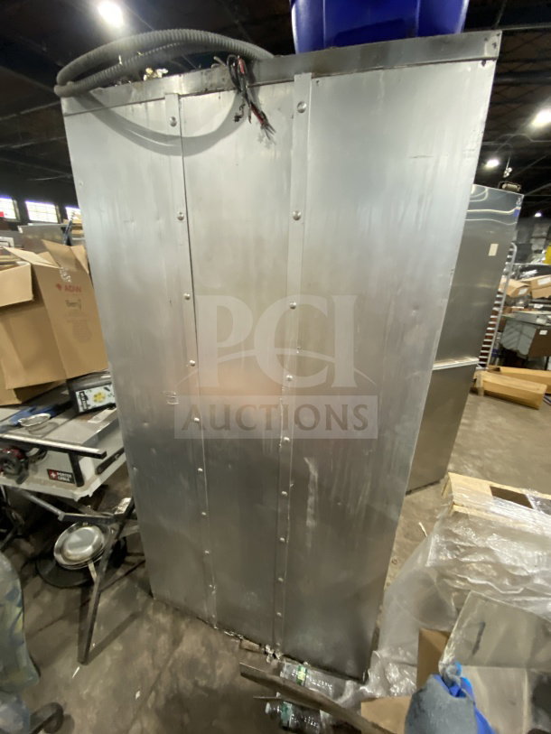 Revent stainless steel single-door bakery proofer cabinet with analog controls. Used condition. Electric-powered.