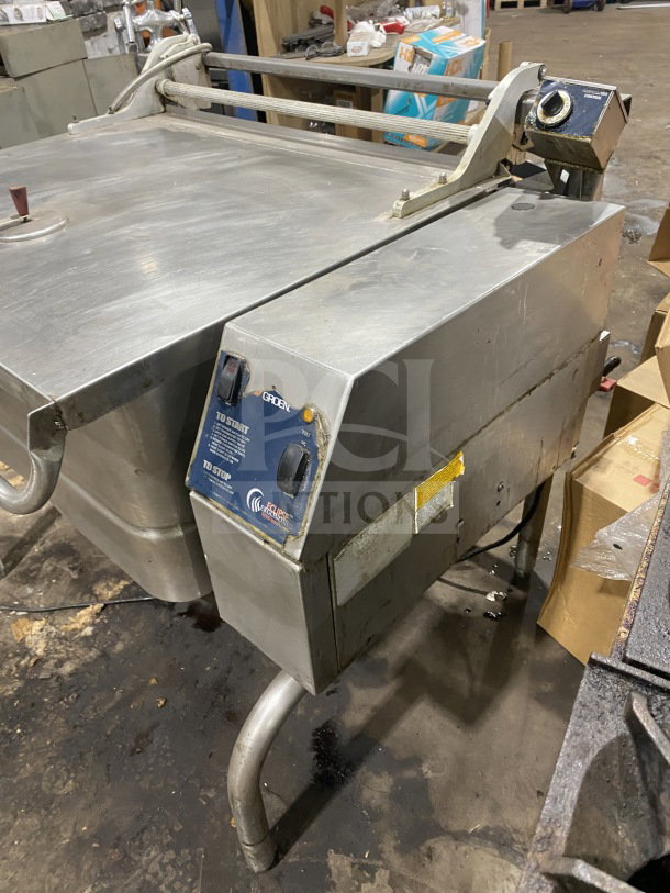 Groen Eclipse Series 40-Gallon Tilt Skillet, Model P-40G, stainless steel, thermostatic control, on legs, natural gas.
