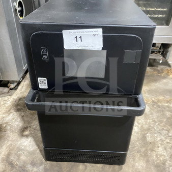 MerryChef Eikon E2S black countertop high-speed cook oven, electric powered, model SN: 2209213090728, excellent condition.