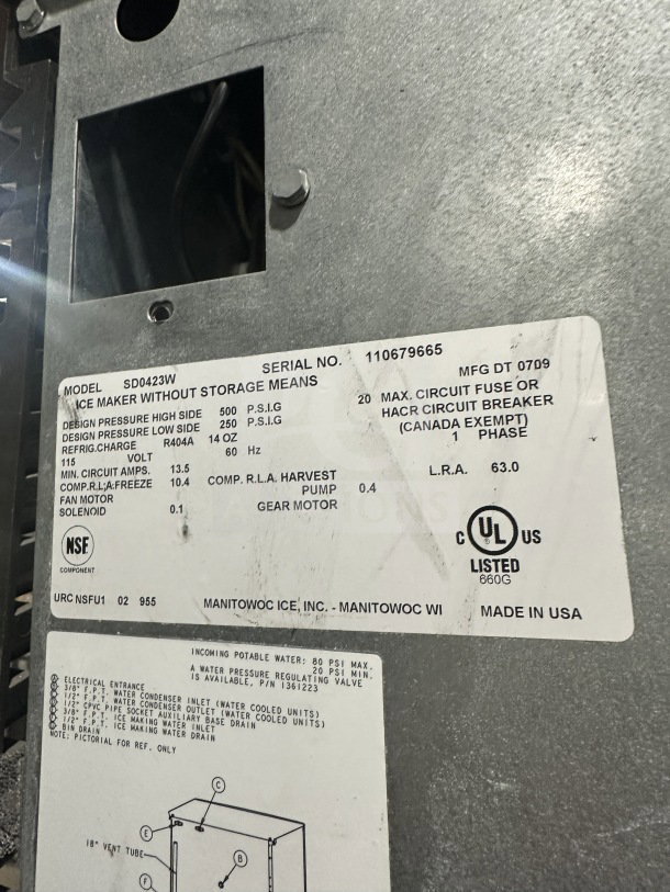 Manitowoc SD0423W ice maker label, serial no. 110679665, 115V, 1 phase, water-cooled, made in USA, UL listed.