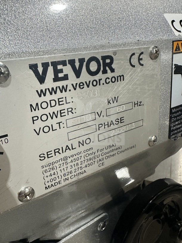Vevor 30Qt Commercial Mixer, Model B30BT, 3-speed, stainless steel bowl, 110V, single phase, serial 2308013, like new.
