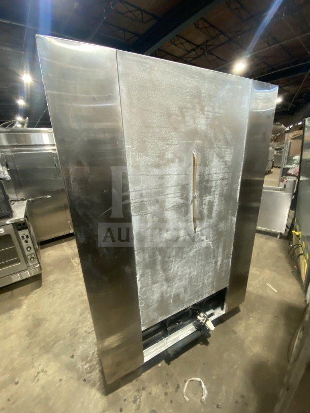Leader LS54 Commercial Stainless Steel Refrigerator, 2 sliding glass doors, poly-coated wired rack, 115V, used condition.