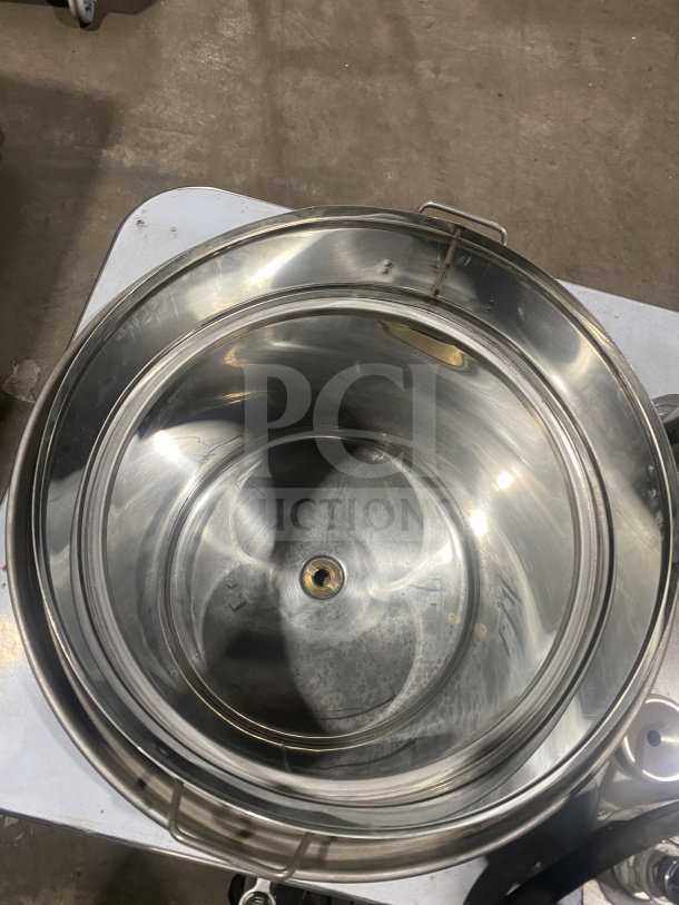 Grindmaster 8116E stainless steel coffee brewer, dual wall, large capacity, commercial use, clean condition. Serial: A139856.
