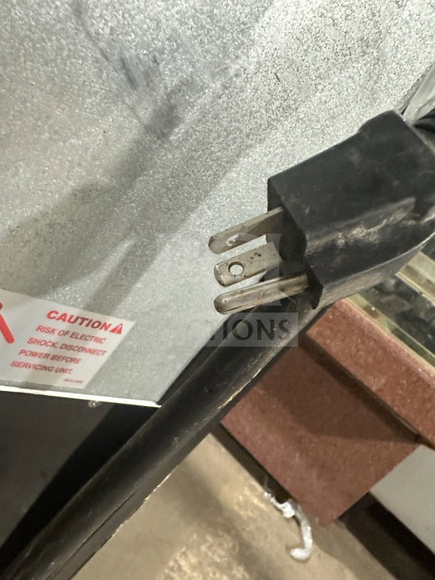 Federal Industries Model LPRSS4 plug detail, 120V, 1 Phase. Caution label indicates electric shock risk.
