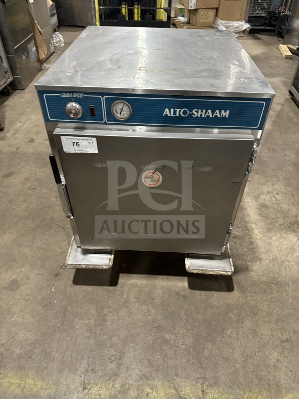 Alto-Shaam Halo Heat Series 750-S heated holding cabinet in stainless steel, Model 750S, 125V, 1 Phase, visible gauge and labels.