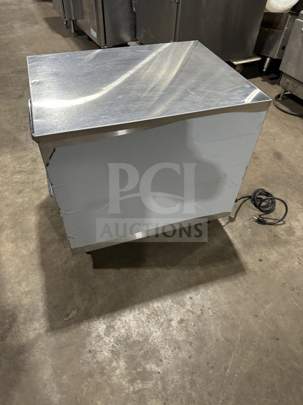 Hatco HDW2W stainless steel electric 2-drawer warmer. Countertop model on legs, 120V, SN: 8167612116, good condition.